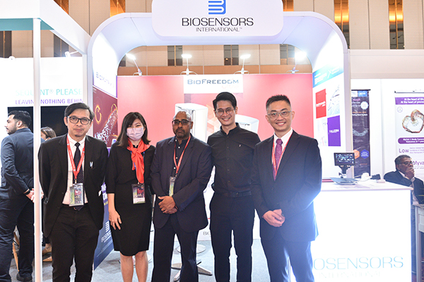 7 Booth Walkabout (1016)