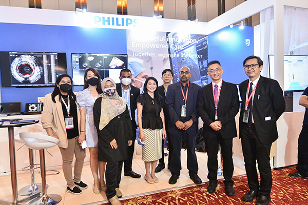 7 Booth Walkabout (1018)